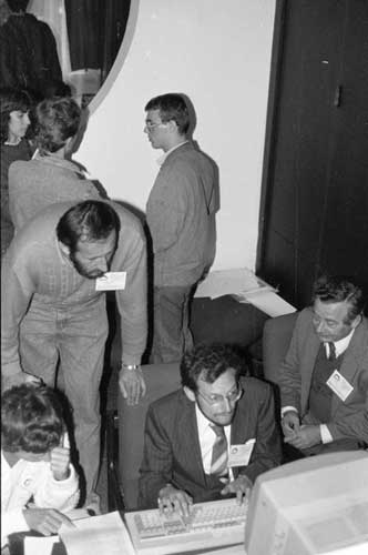 PC room with László Csabai, Zoltán Hevesi, Ferenc Fodor, István Tepliczky and György Horváth (credit Péter Spányi).