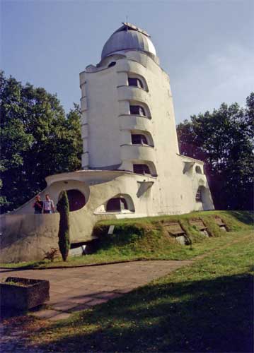The Einsteinturm Solar observatory (credit Paul Roggemans).