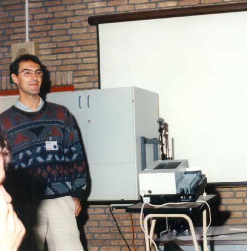 Marc de Lignie presenting: 'Double Station Observations of the 1995 Alpha Monocerotid outburst' (credit Urijan Poerink).