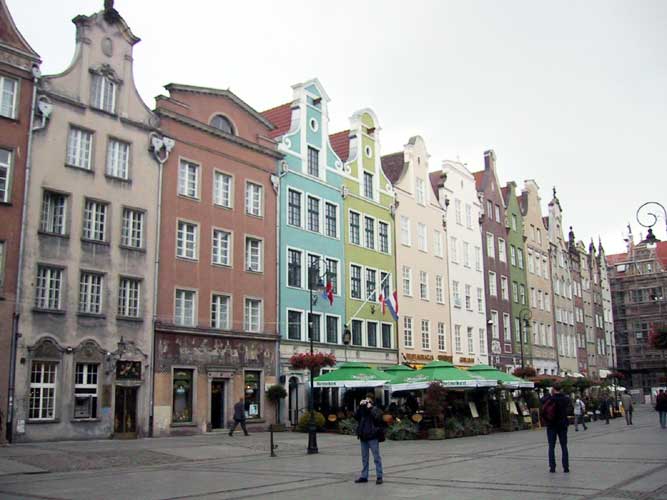 During the excursion, main street in Gdansk (credit Casper ter Kuile).