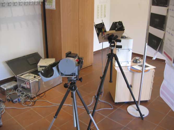 Camera equipment exposed (credit Casper ter Kuile).
