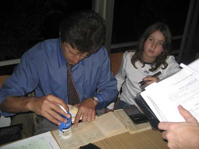 Valentin Velkov and Desislava Zhekova at the registration desk (credit Casper ter Kuile).
