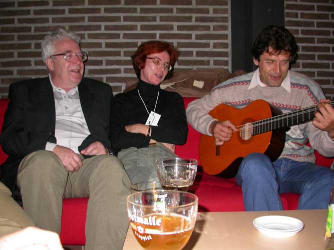 Olech Belkovich, Galina Ryabova and Valentin Velkov at guitar (credit Jean-Marc Wislez).