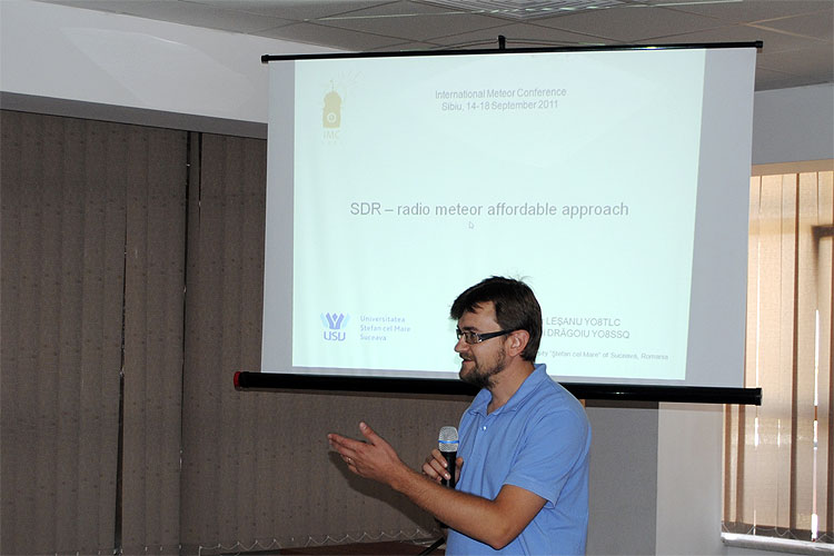 Cezar Lesanu with the lecture 'SDR - radio meteor affordable approach' (credit Andrei Matache).