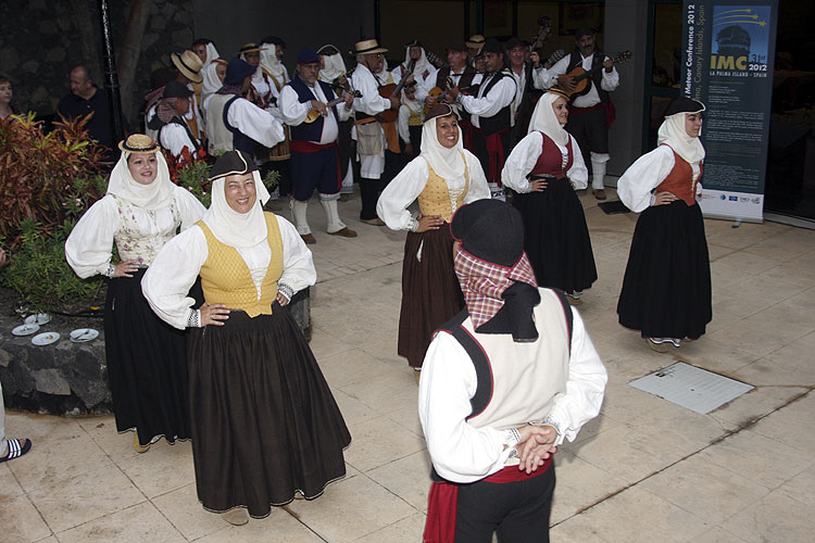 Thursday evening, the local folklore group welcomed all IMC participants with music and dance (credit Bernd Brinkmann).