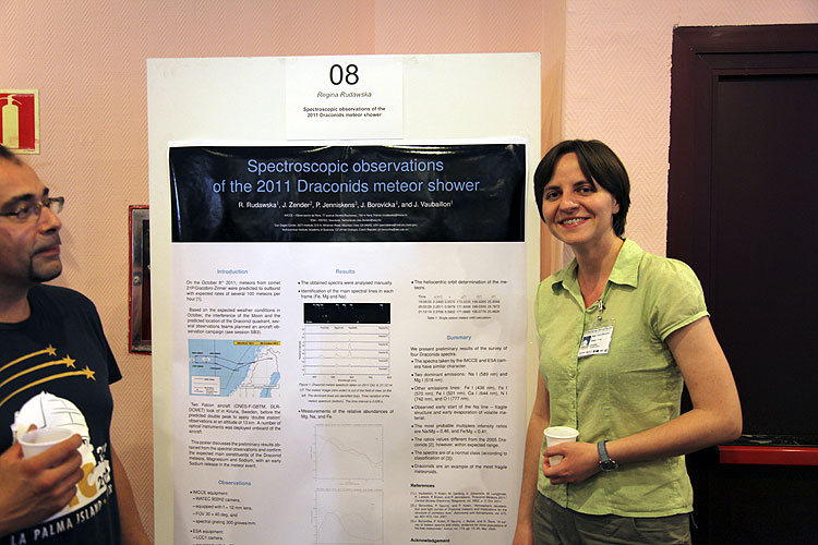 Arnaud Leroy and Regina Rudawska with her poster (credit Dominique Richard).