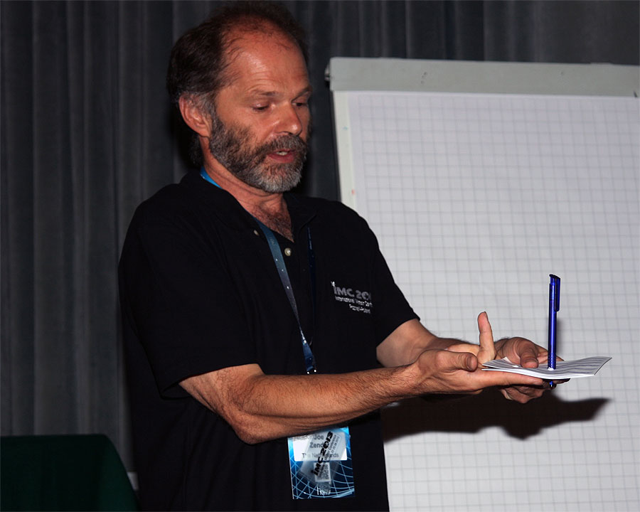 Joe Zender: 'The calibration of spectral video observations in the visual: an overview of the VIDAS calibration pipeline' (credit Bernd Klemt).