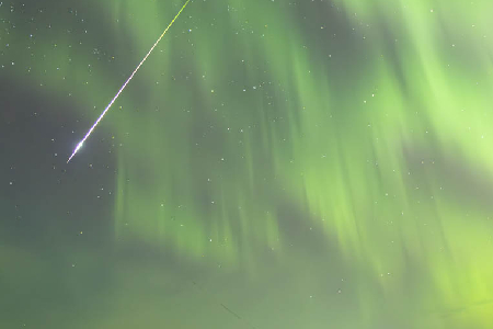 Auroral Perseid uploaded by Harlan Thomas