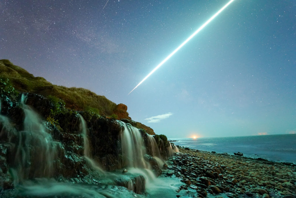 The 9 April, 2022, 02h38 UT fireball photographed by Neil C. from Osmington Mills (UK). Credit: Neil C.